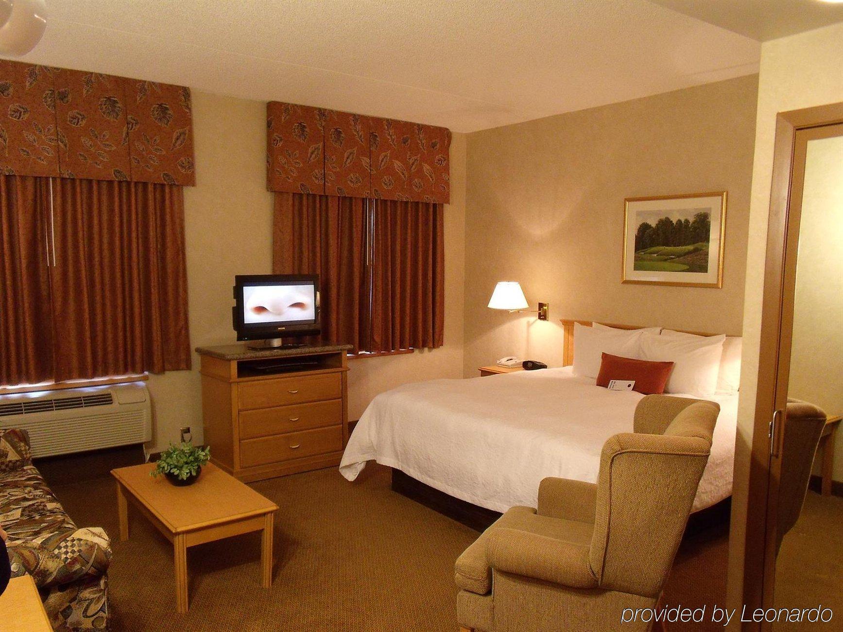 Humphry Inn And Suites 温尼伯 客房 照片
