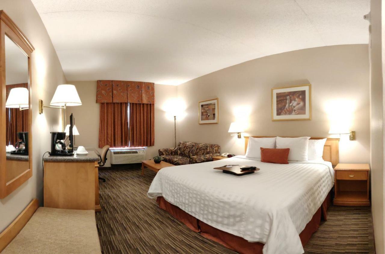 Humphry Inn And Suites 温尼伯 外观 照片